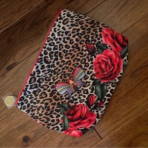 NWT Estee Lauder Makeup Bag